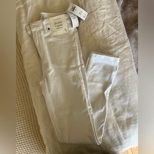 NWT Abercrombie White Jean Legging- Size 26